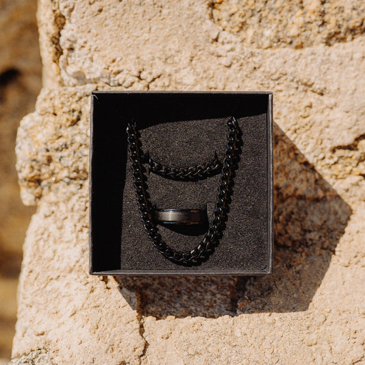 Essentials Set Black 4mm